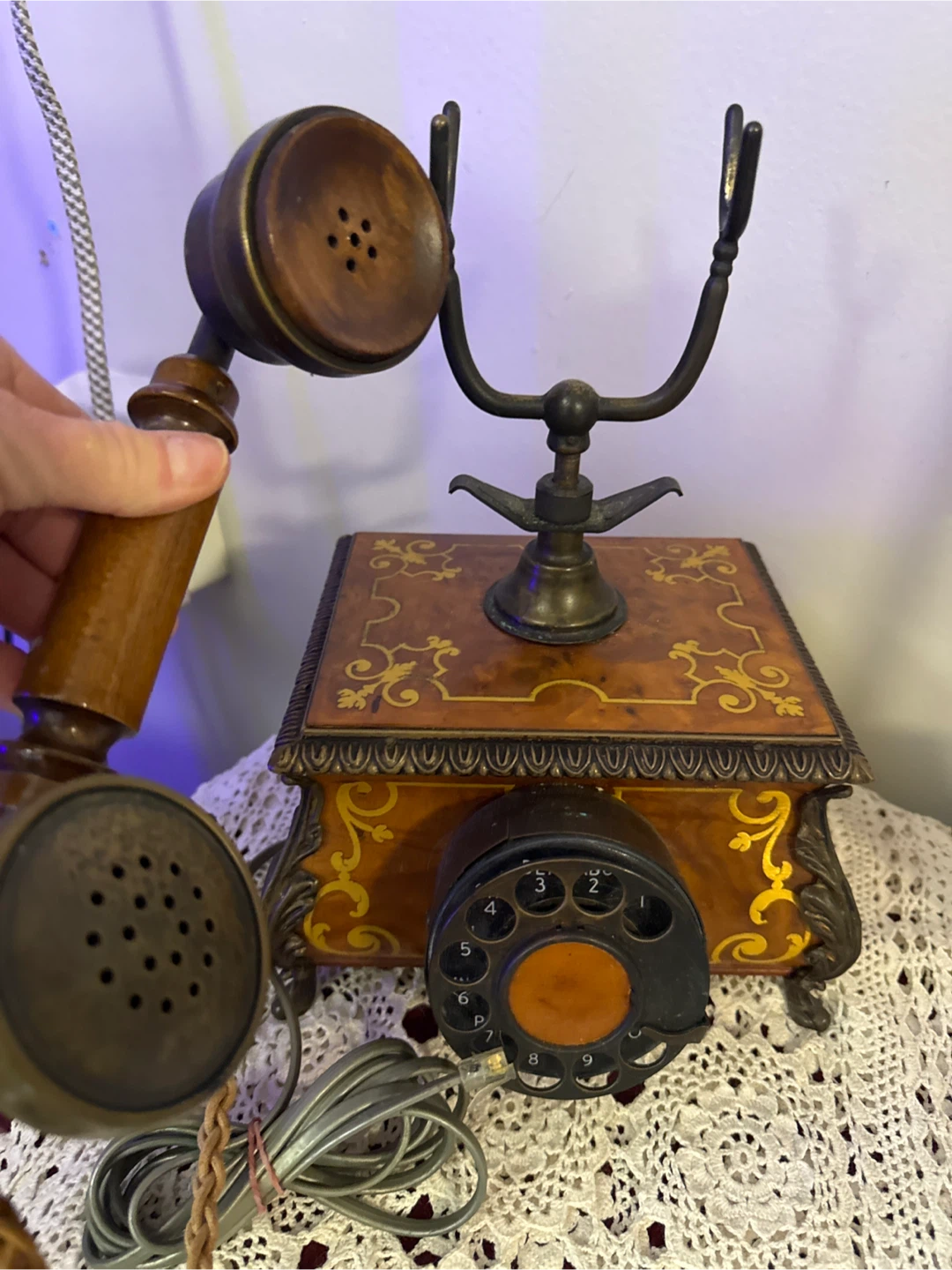 Vintage Rotary Dial Decorative Telephone - photo 3