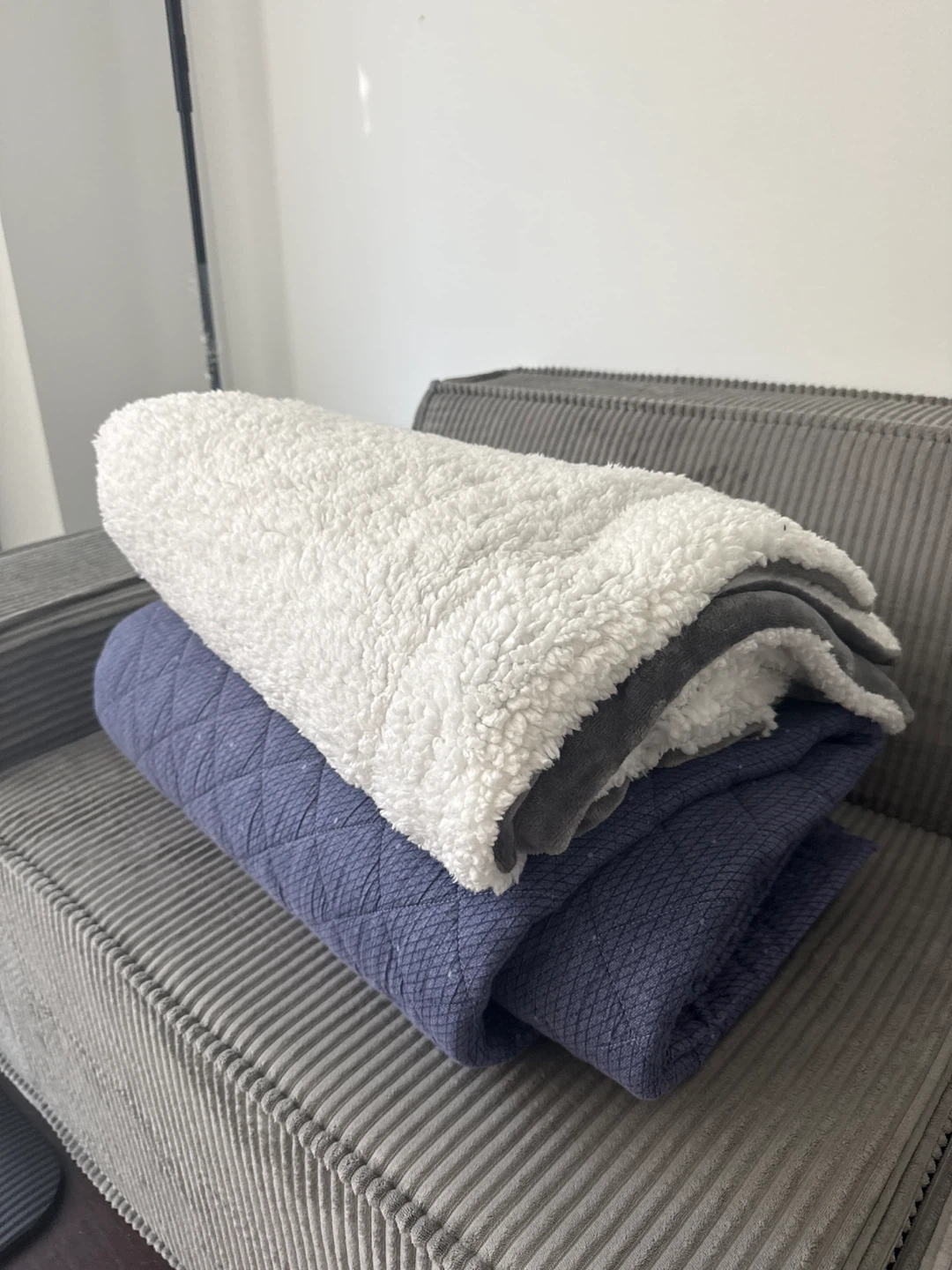 Cozy Blankets - photo 2