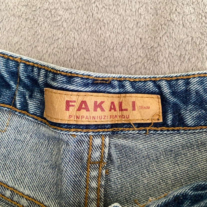 Fakali Denim Jean Shorts Size 27 - photo 3