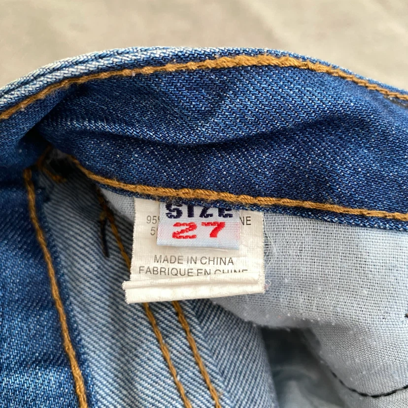Katie Denim Shorts with Pink Accents - Size 27 - photo 4