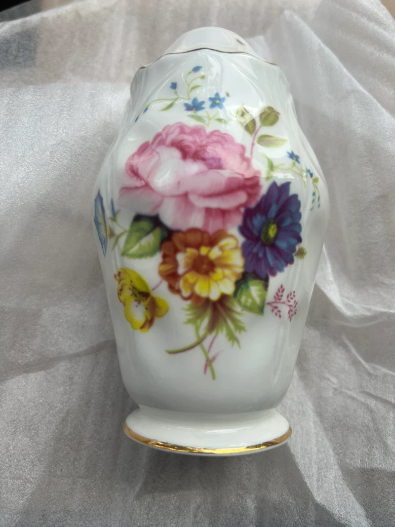 Aynsley Bone China Sugar Shaker