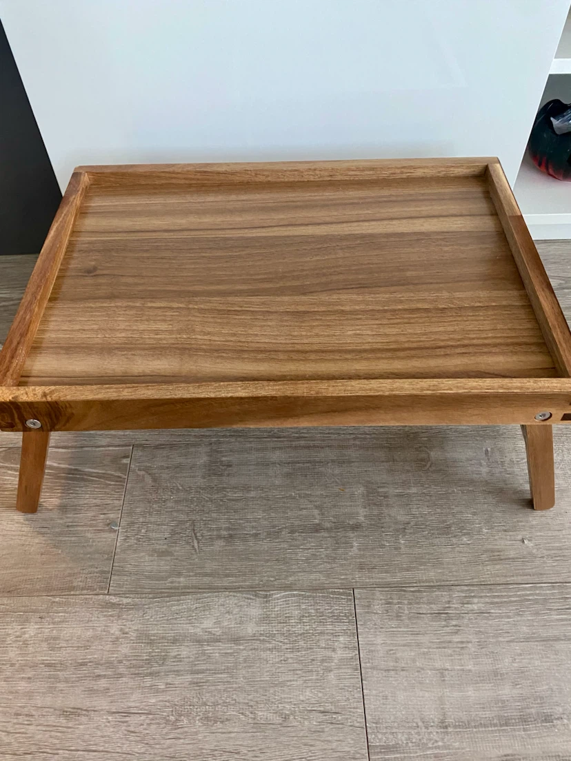 Foldable Tray