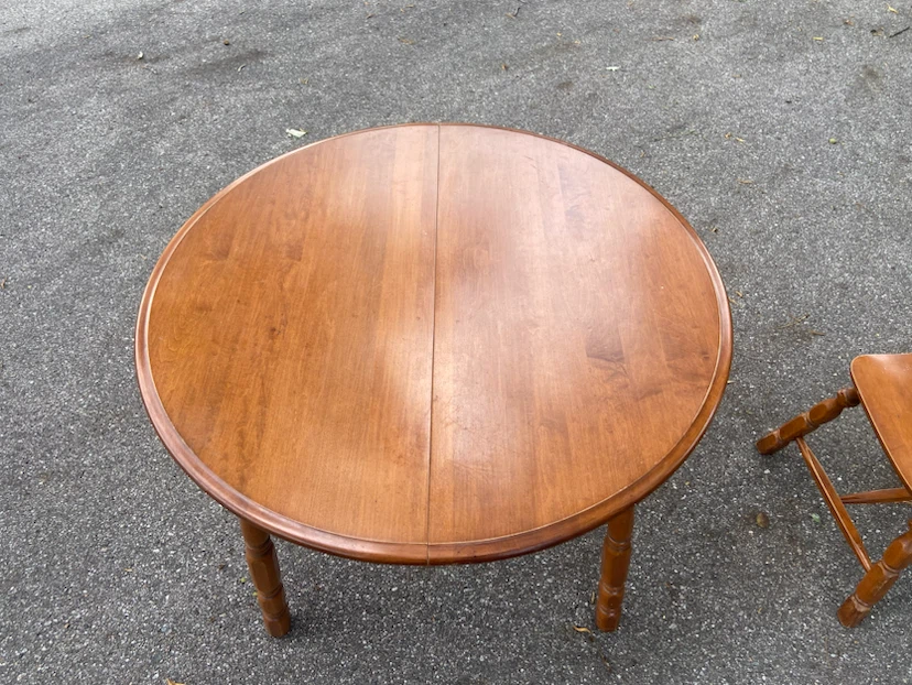Wooden Dining Table with Leaf Inserts & Chairs - photo 2