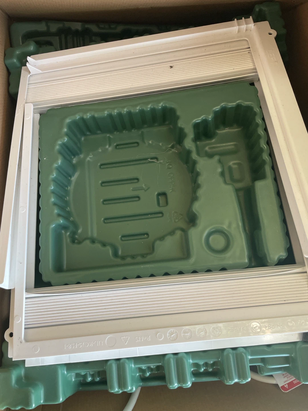 Window Air Conditioner in the original box - photo 4
