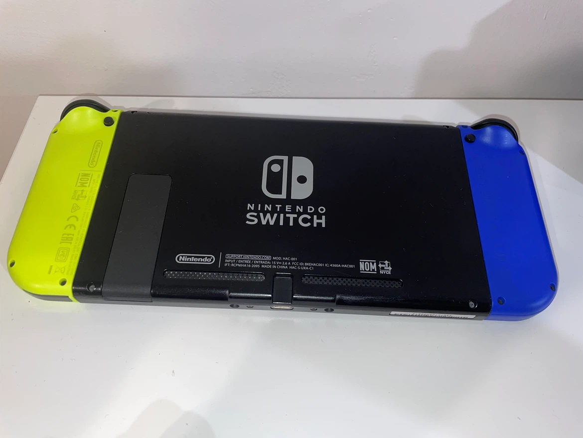 Nintendo Switch bundle with games - photo 4