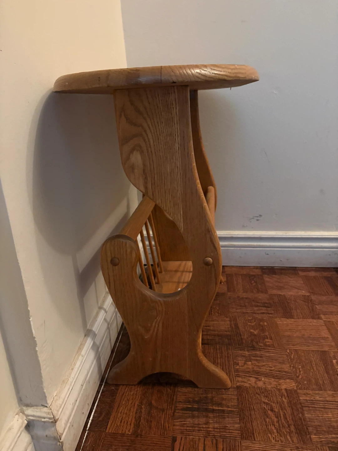 Wooden Magazine Rack Side Table - photo 2