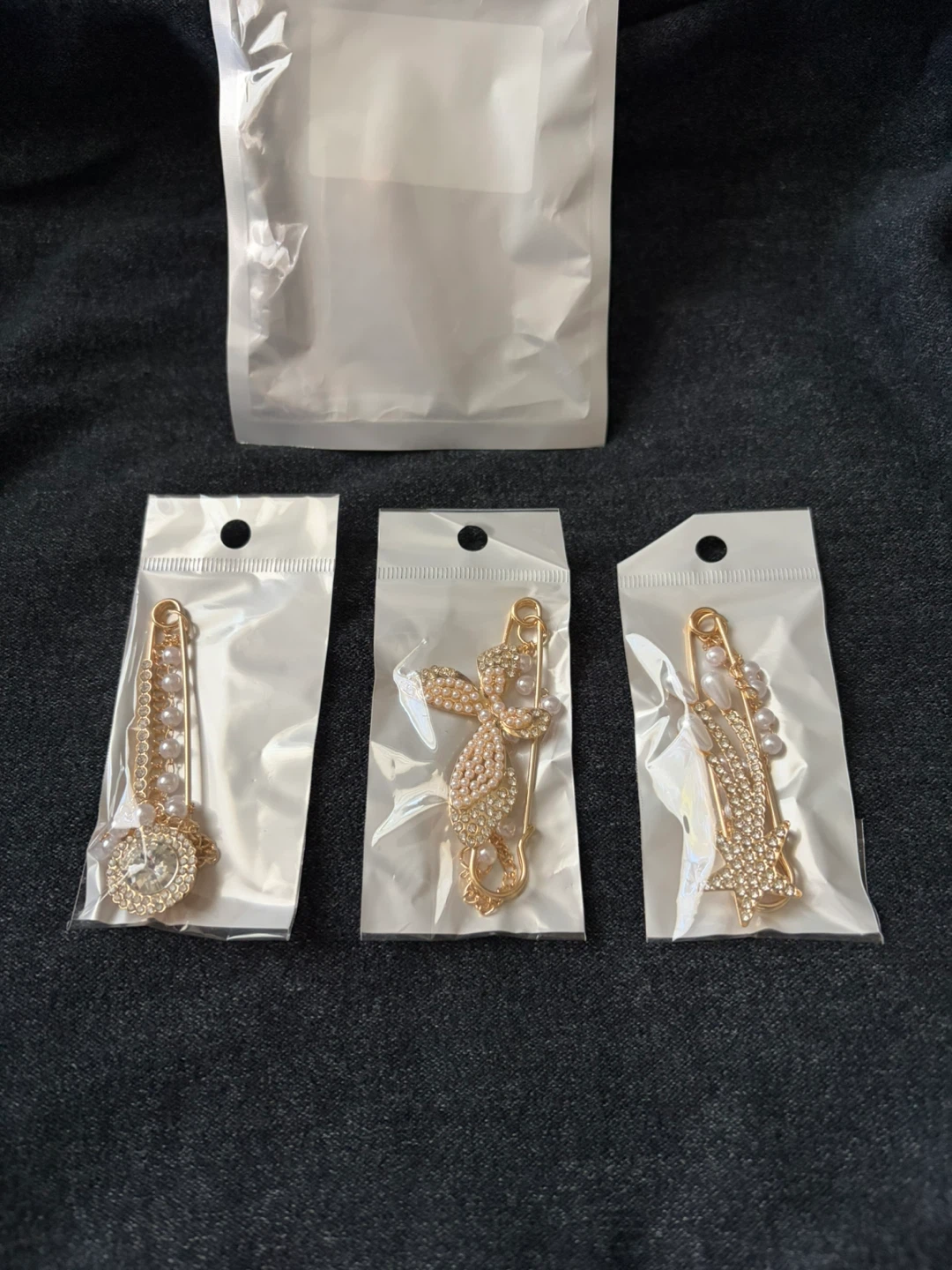Decorative Hair Pins with Pearls and Rhinestones