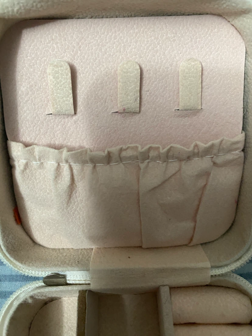 Small Travel Jewellery Box - photo 3