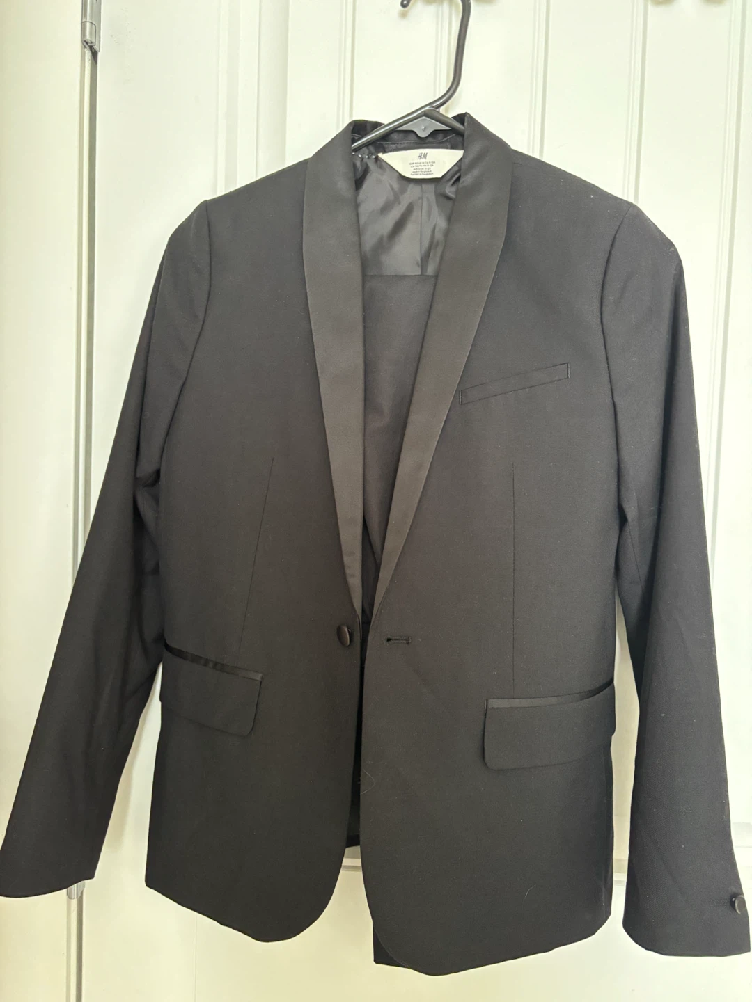 H&M Black Shawl Collar Tuxedo Jacket