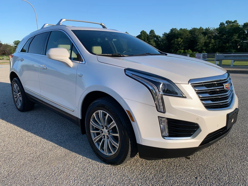 2018 Cadillac XT5 Luxury AWD 3.6L V6 - photo 2