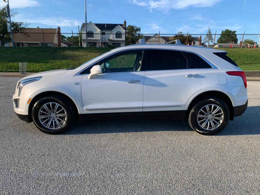 2018 Cadillac XT5 Luxury AWD 3.6L V6 - photo 3