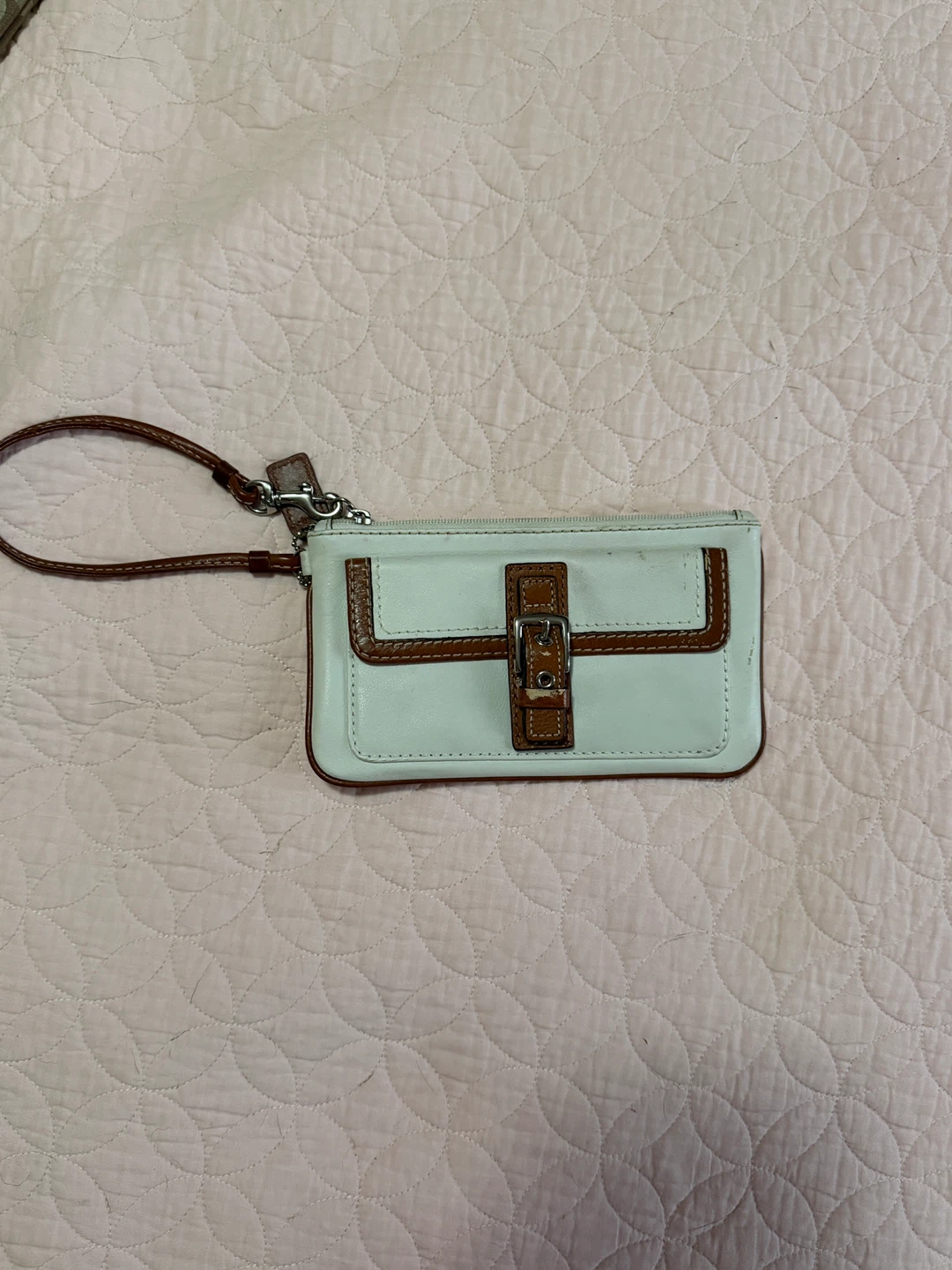 Coach White & Brown Leather Wristlet