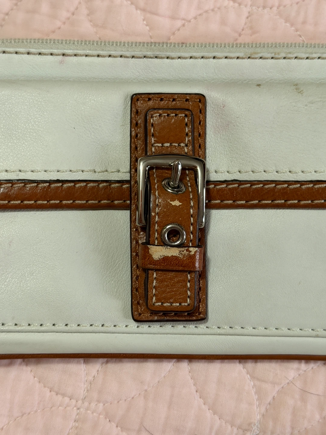 Coach White & Brown Leather Wristlet - photo 3