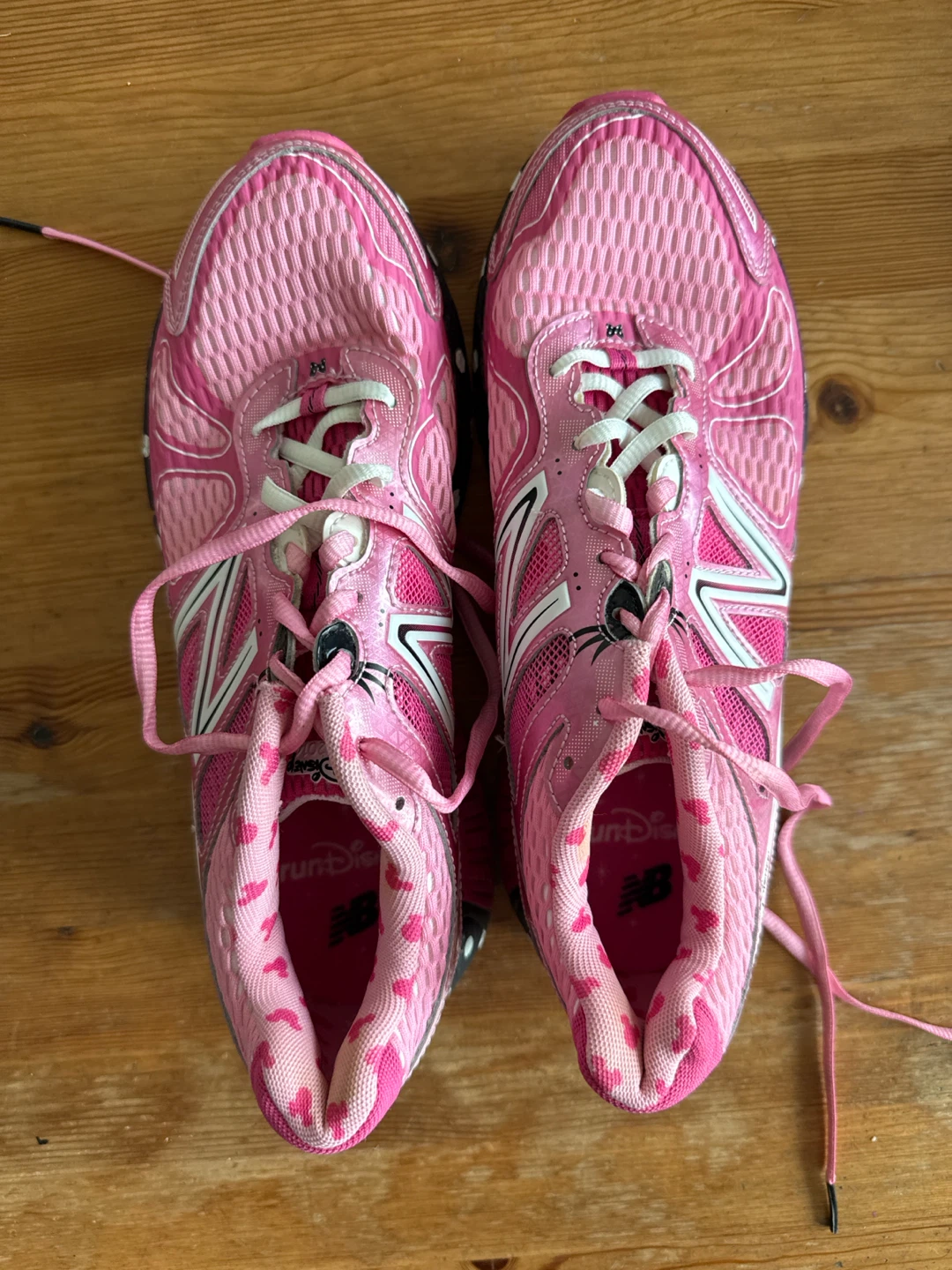 New Balance RunDisney 860 Running Shoes - Minnie Mouse Size 8 - photo 4