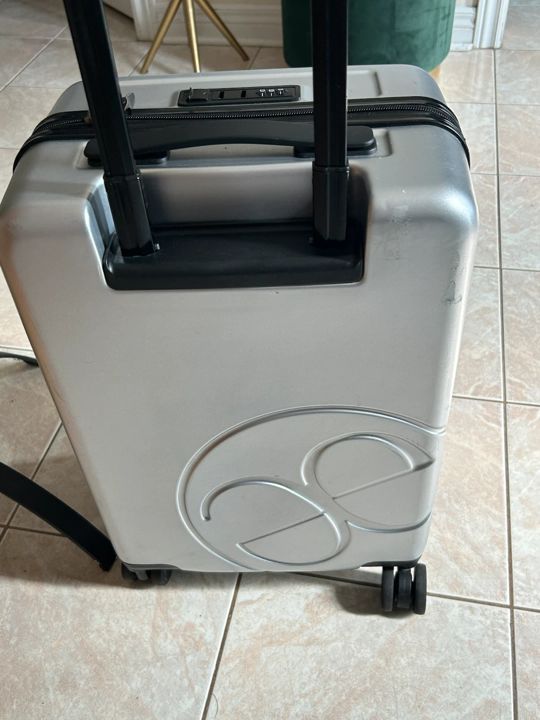 Silver Éléganece Hardside Carry-On Luggage - photo 2