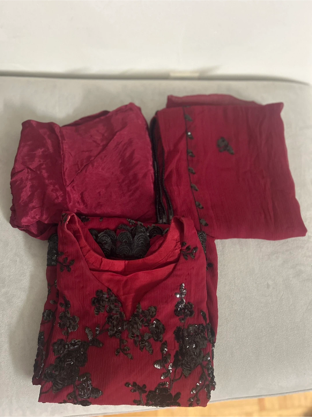 Women's 3-Piece Maroon Sequined Kameez Salwar - photo 3