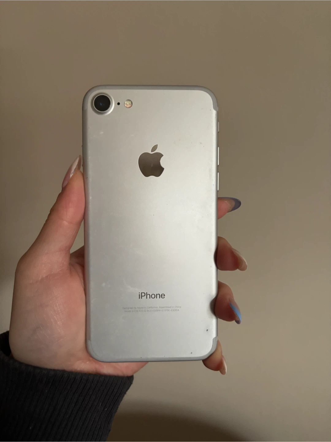 used iphone 7 with RIPNDIP silicone case - photo 2
