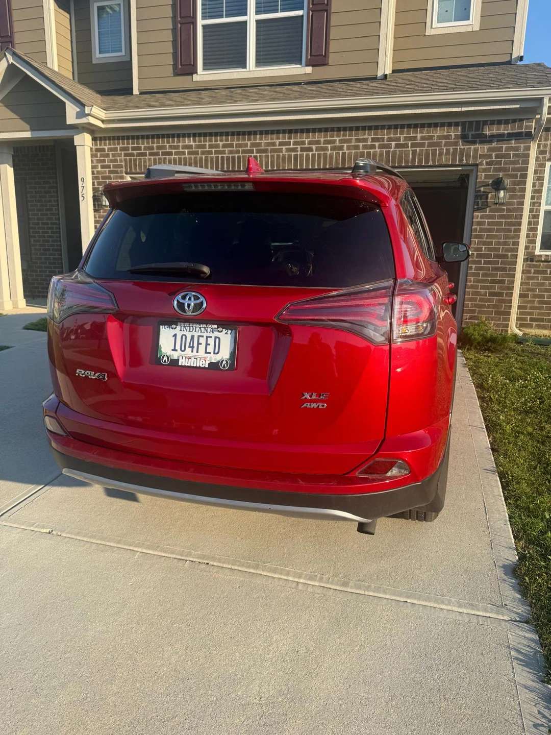 2018 Toyota RAV4 XLE AWD SUV - photo 3