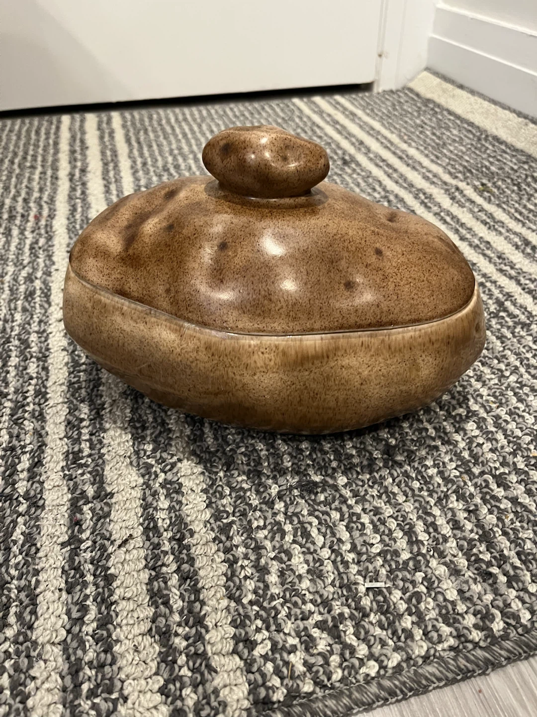 Atlantic Mold Lidded Dish
