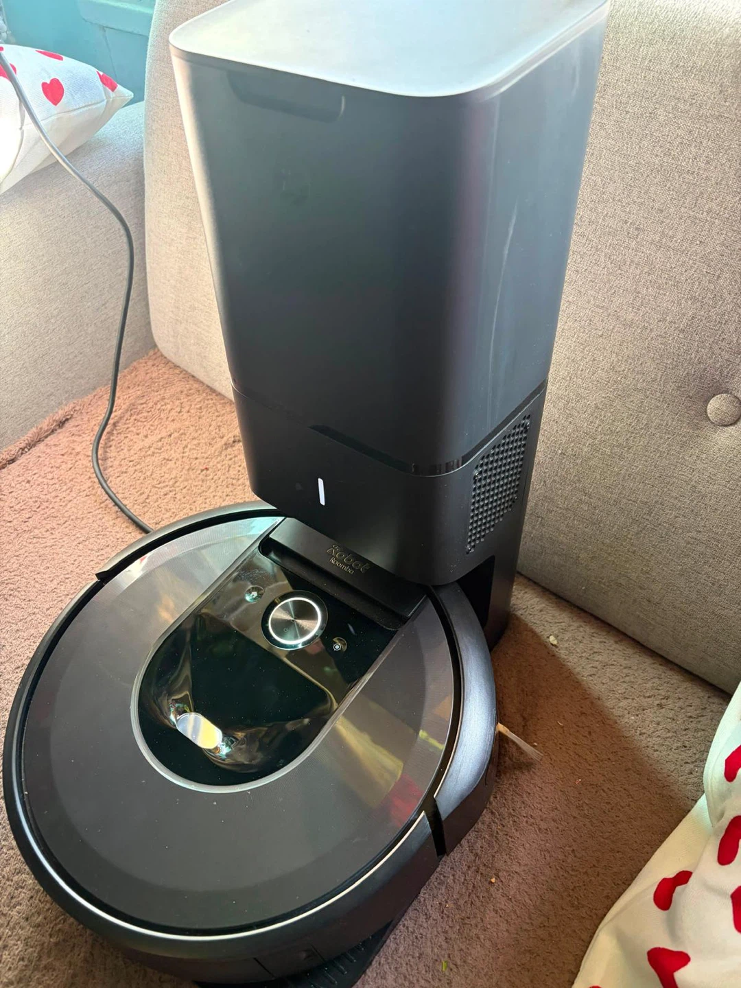 iRobot Roomba Self-Emptying Robot Vacuum - photo 3