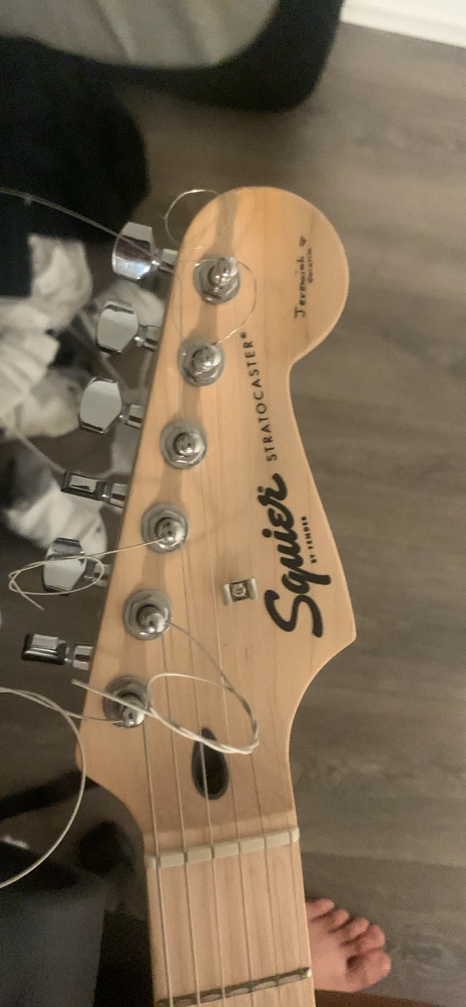 Squier Stratocaster Electric Guitar - Sunburst - photo 3