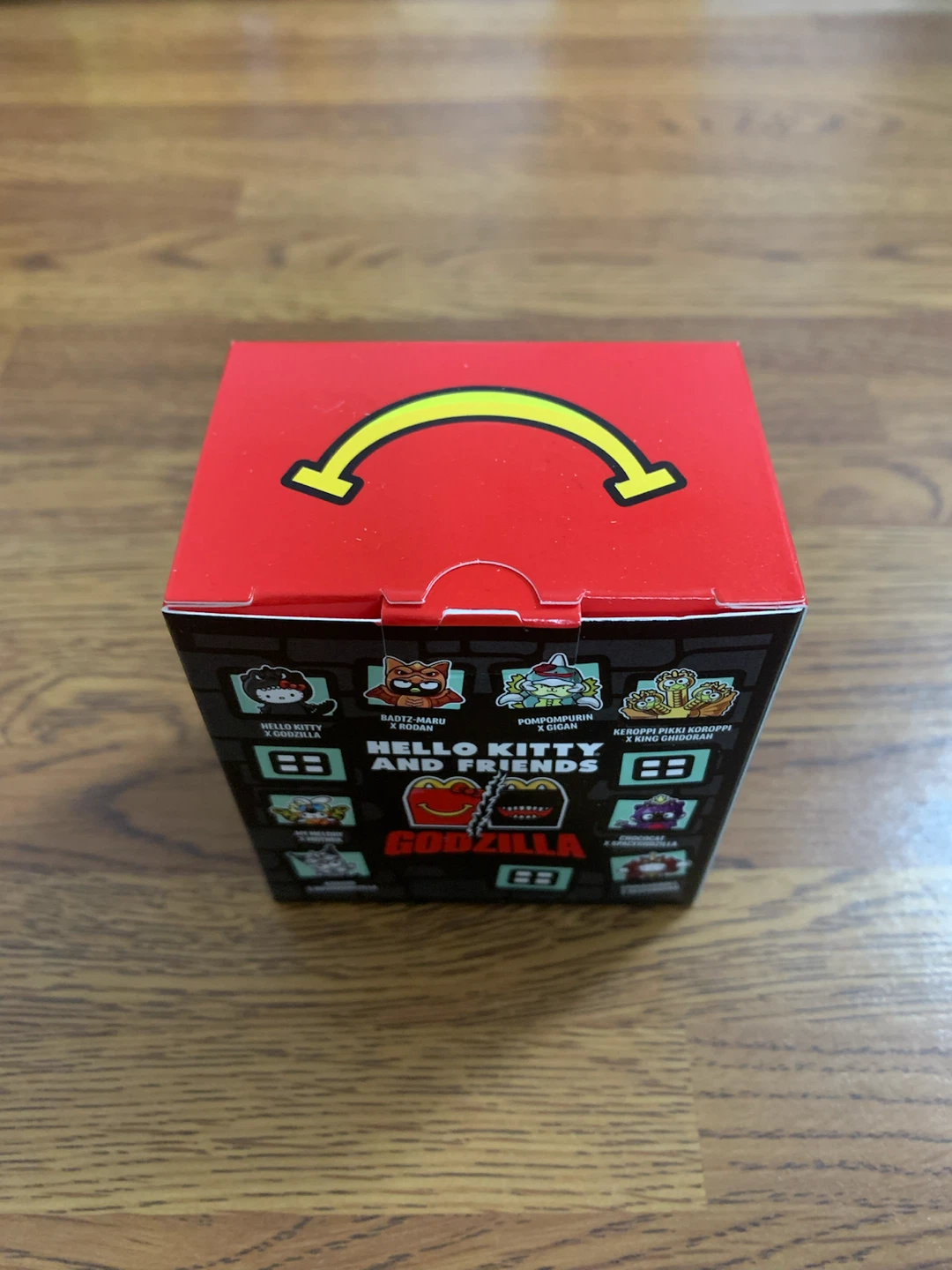 McDonald’s | Hello… Happy Meal Toy (Pompompurin x Gigan) - photo 3