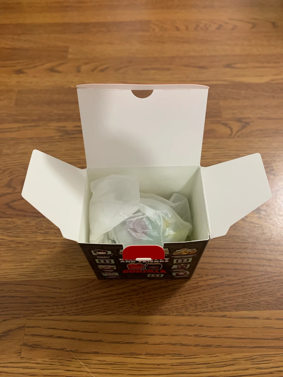McDonald’s | Hello… Happy Meal Toy (Pompompurin x Gigan) - photo 4