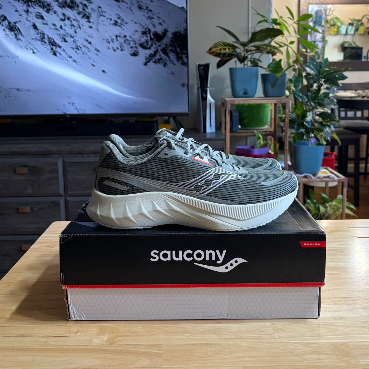 Saucony Mens Tide2 Shoes