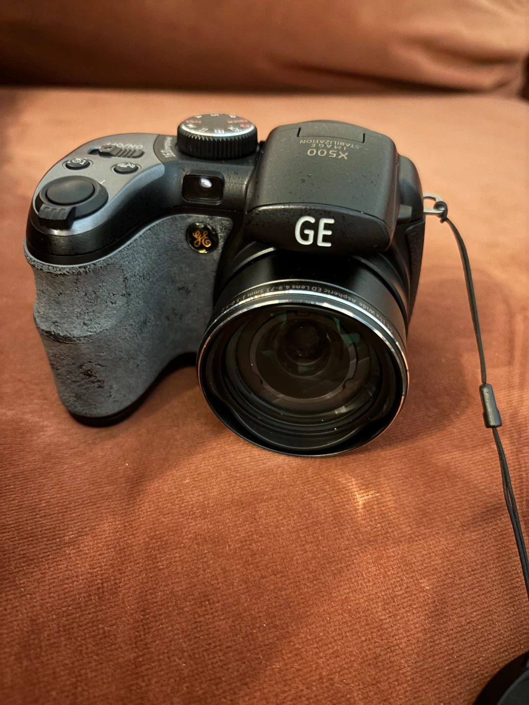 GE X500 16.0 Megapixel Digital Camera