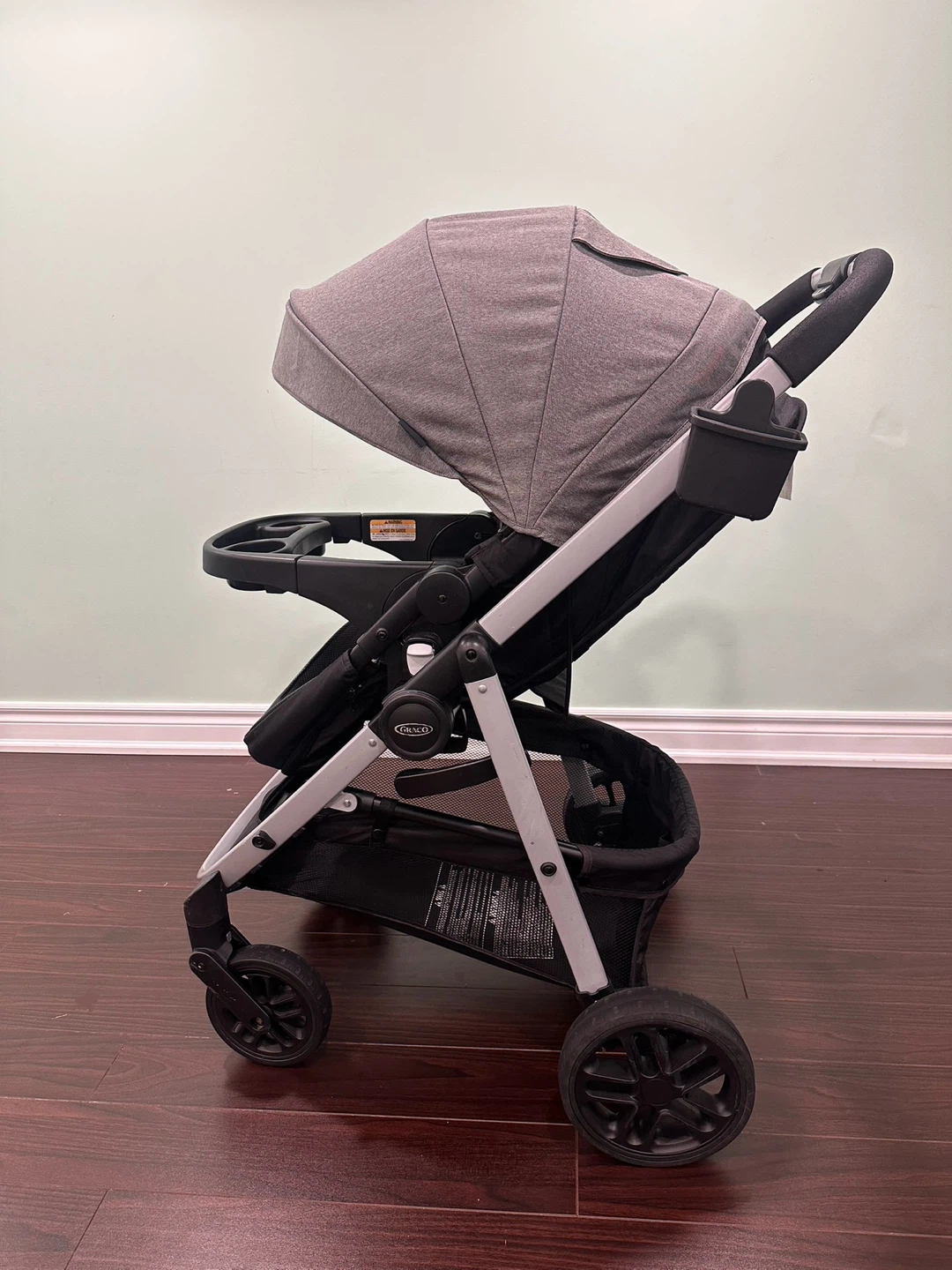 Excellent Graco car seat + stroller! - photo 4