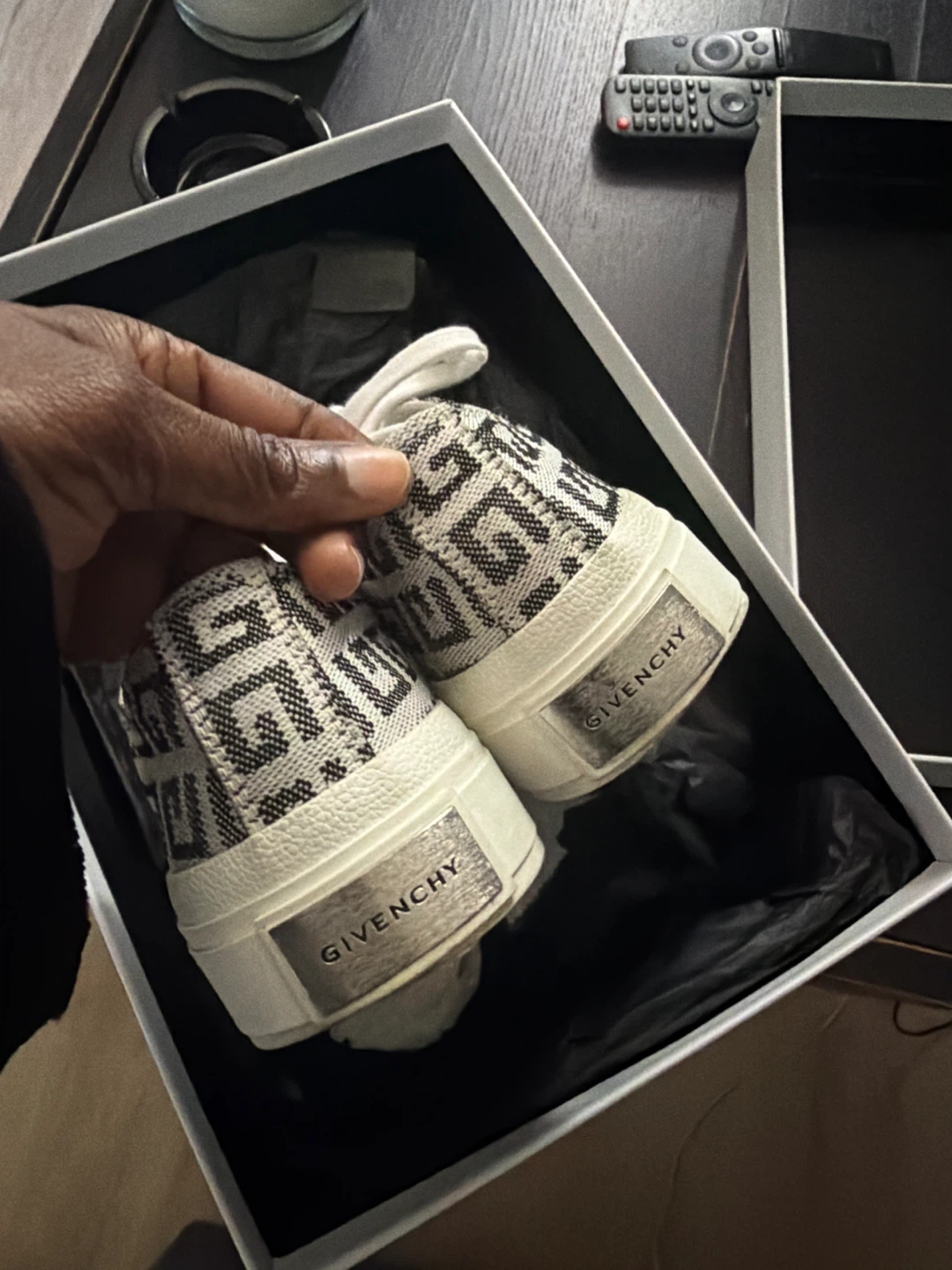 Givenchy sneakers - photo 2