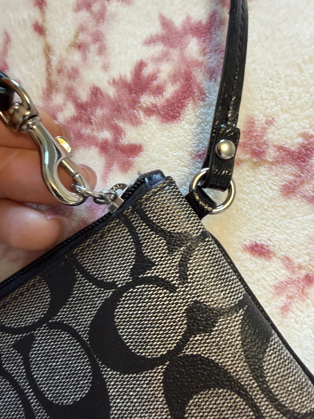 Coach Signature C Wristlet Pouch - photo 4