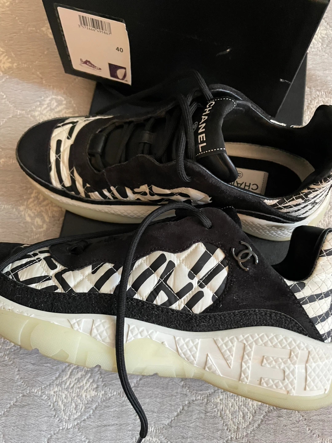 CHANEL Black & White Sneakers Size 40 - photo 2