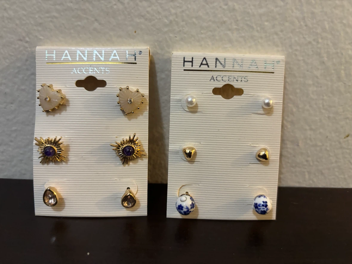 NEW-Hannah Accents Earrings Set