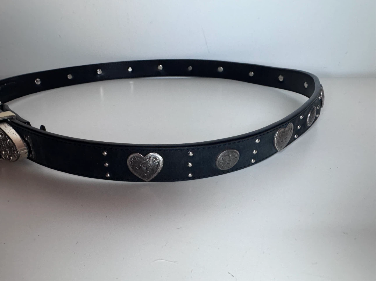 Ariat Black Leather Belt with Heart Embellishments - photo 2