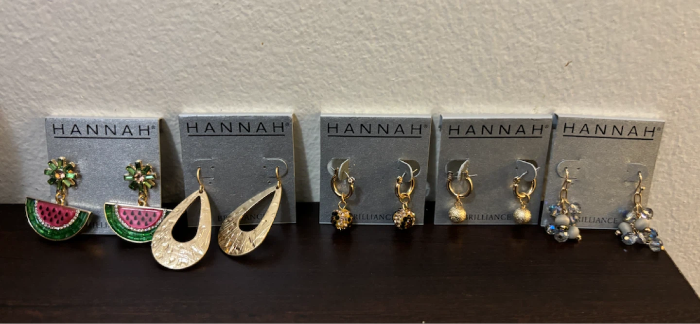 NEW-5 pc Hannah Earrings Sets