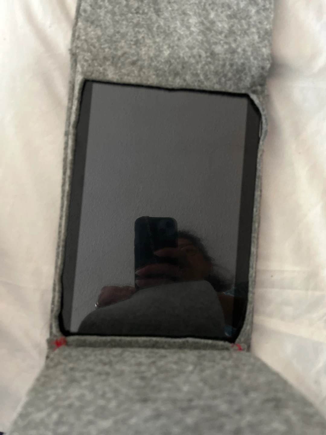 Grey Felt Tablet case - photo 3