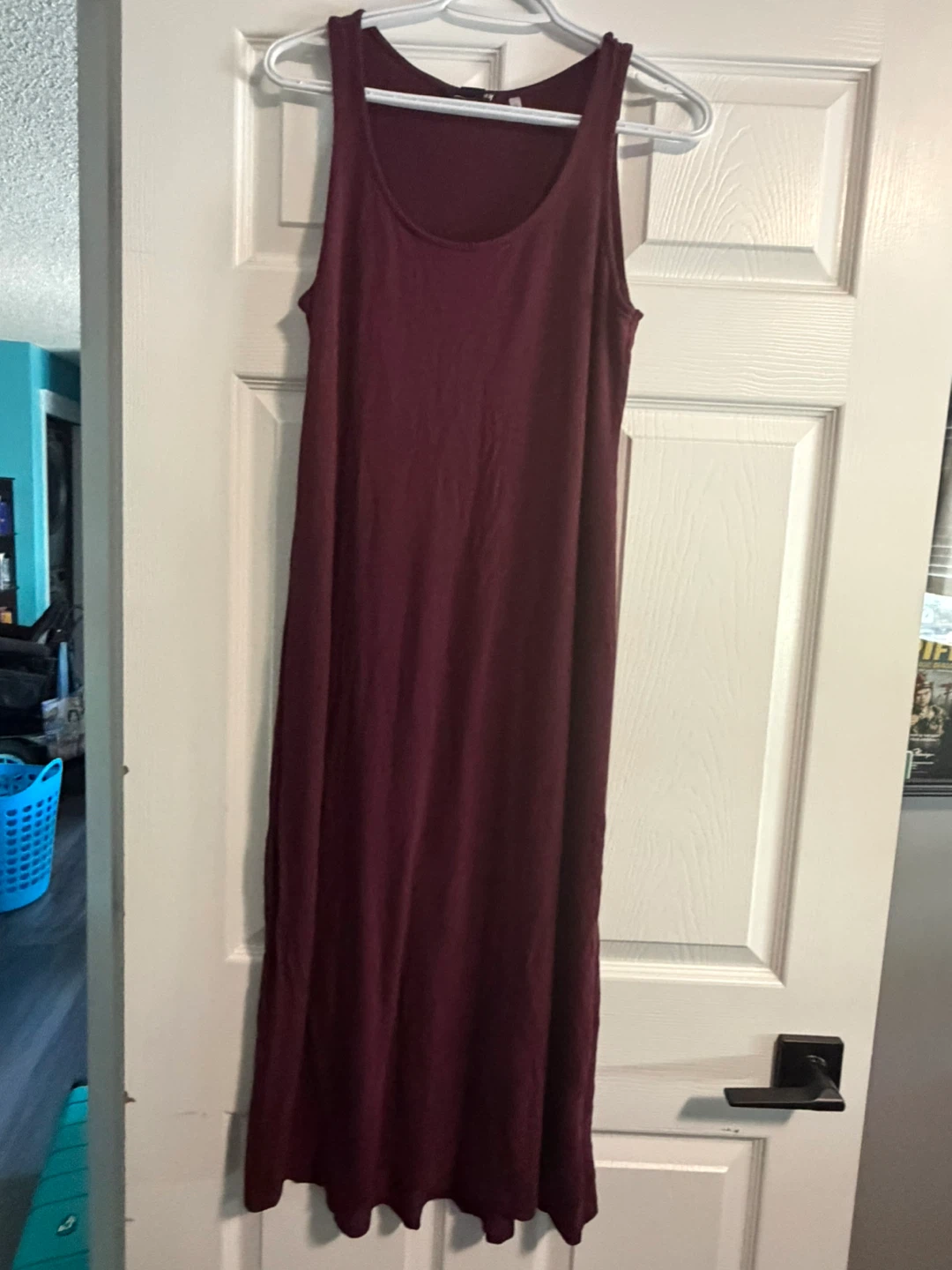 H&M Large Burgundy Sleeveless Dress