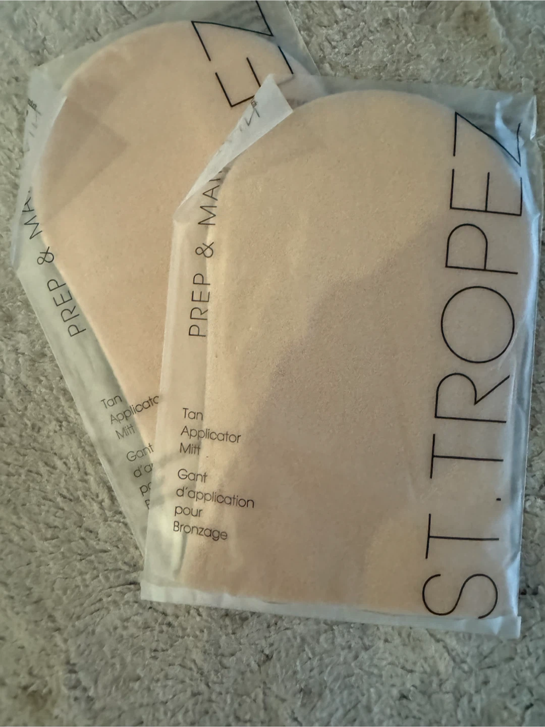 NEW St. Tropez Tanner Applicator Mitts (2)