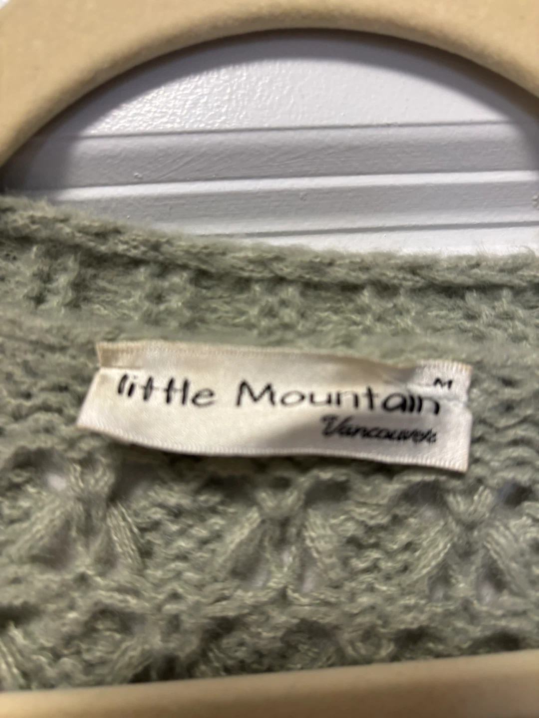 Little Mountain Vancouver Green Knit Cardigan - photo 3