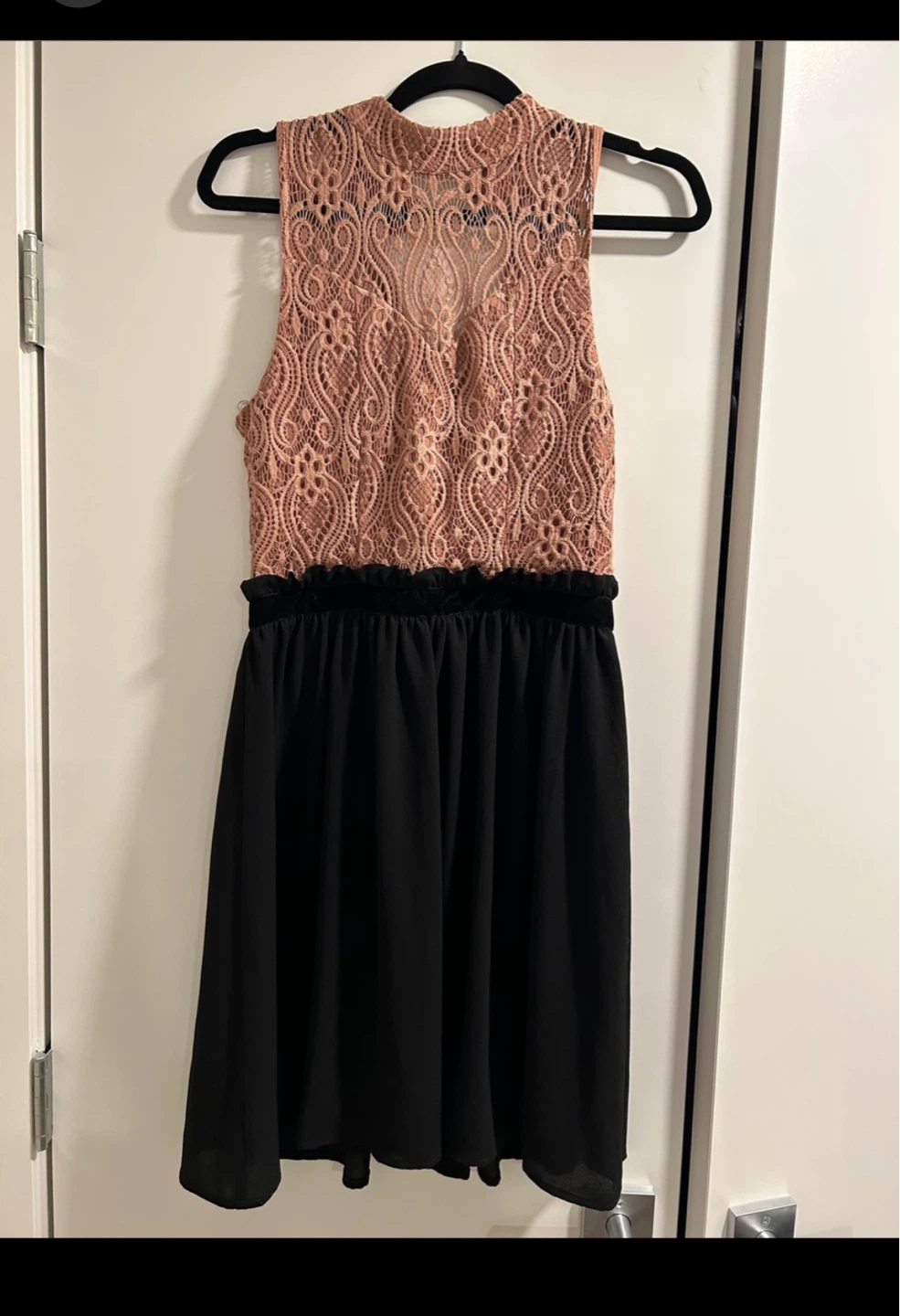 Mauves Lace Detail Dress - photo 3