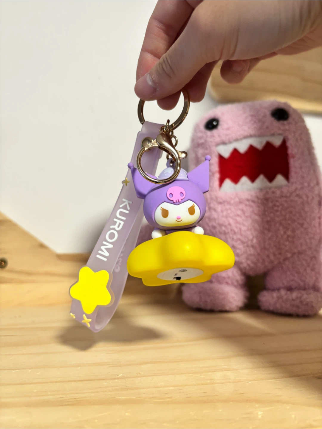 kuromi light-up bag charm - photo 2