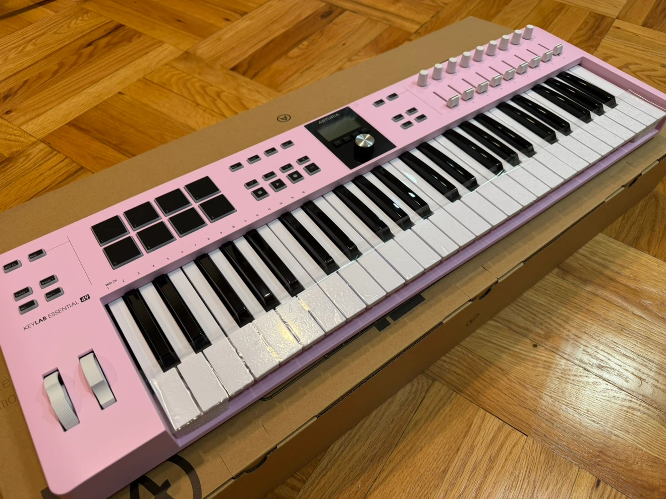 Arturia KeyLab Essential 49 Rose Quartz MIDI Controller