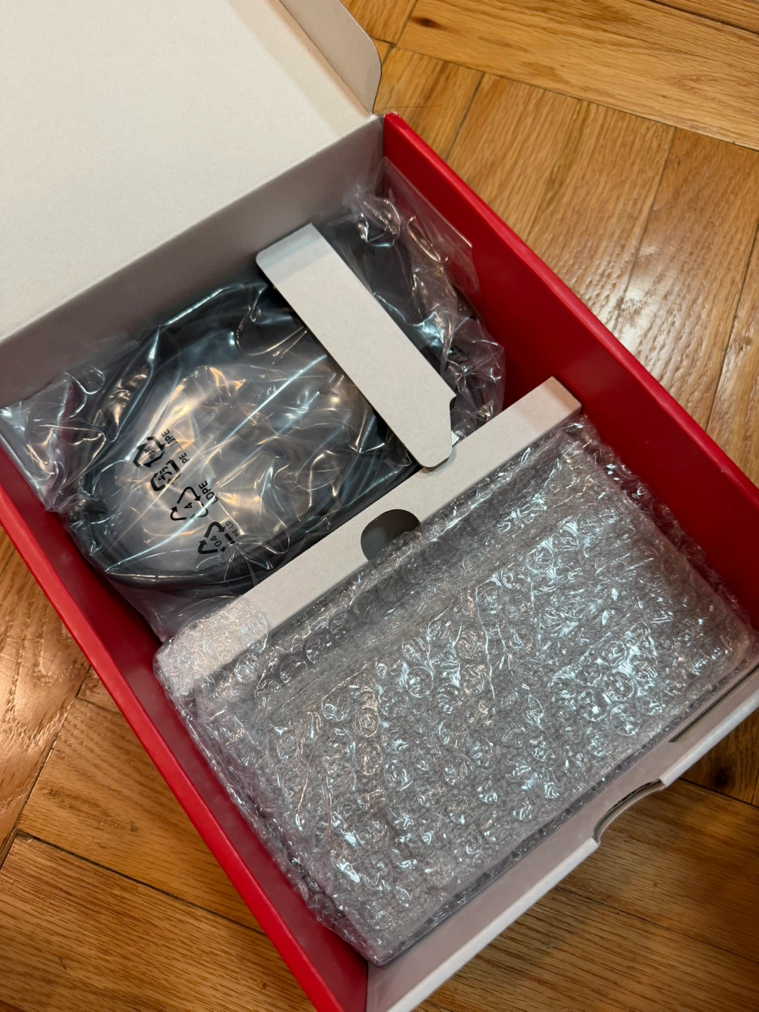 Nintendo Switch Console with Joy-Cons - photo 2