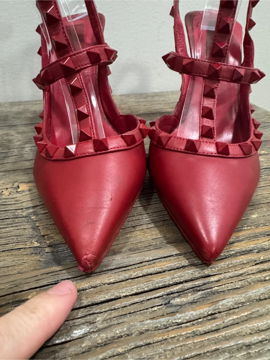 Valentino Garavani Red rockstud T-Strap Heels size 38.5 - photo 3