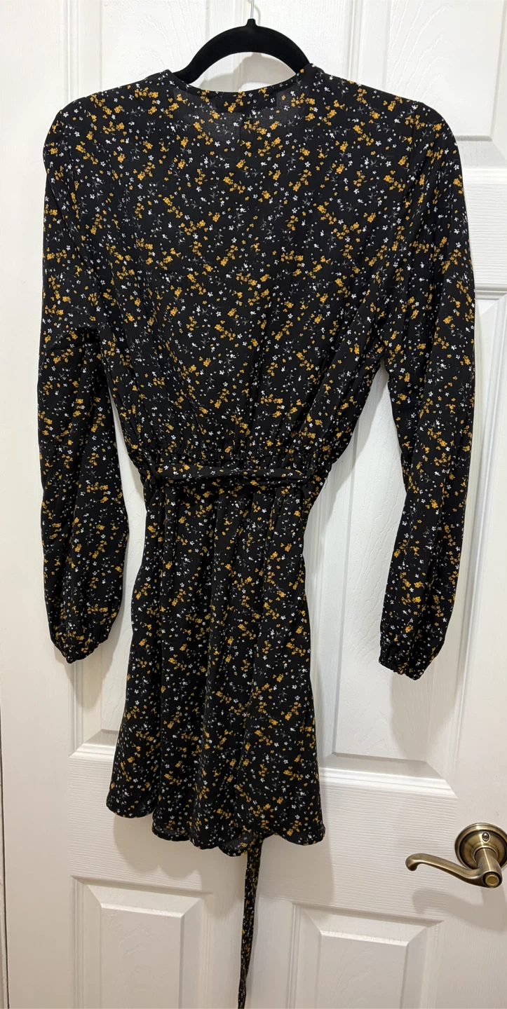 Dynamite Floral Wrap Dress Size S - photo 2