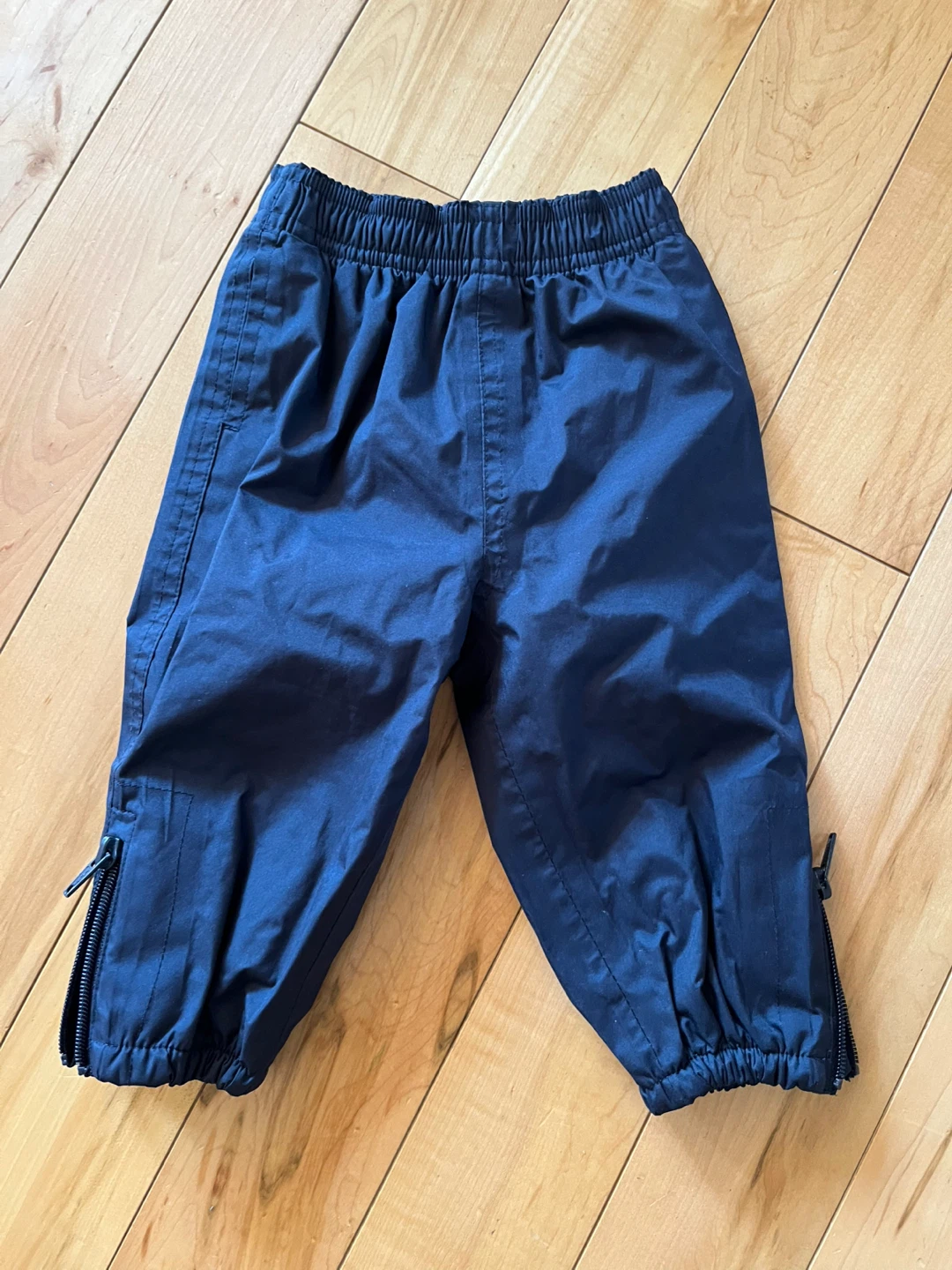 Navy blue track pants with zip ankles 6m