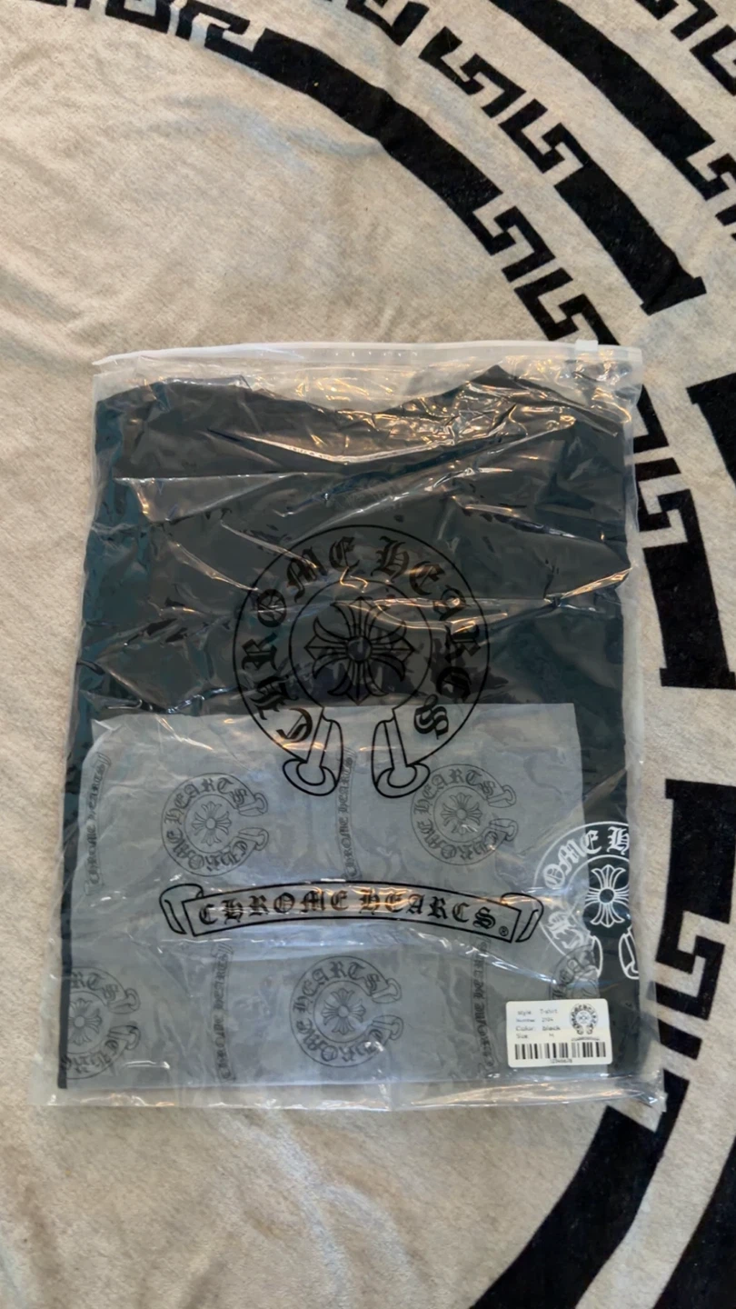 Chrome Hearts Black T-Shirt - photo 2