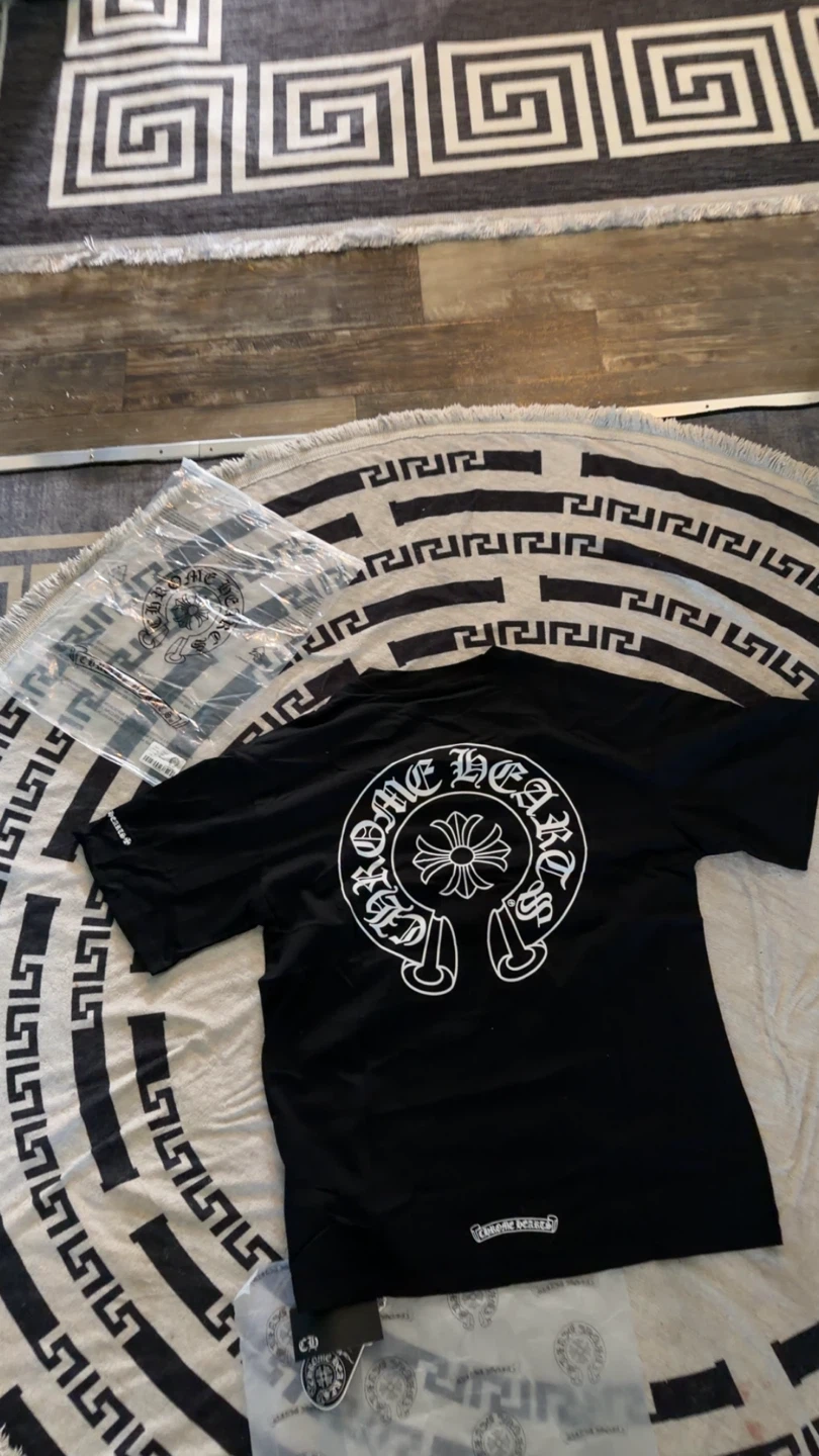 Chrome Hearts Black T-Shirt - photo 4