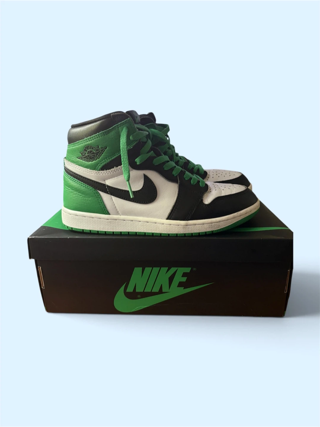 Nike Air Jordan 1 High Top “Lucky Green”